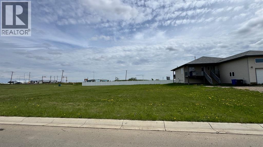4611 44 Street - 2