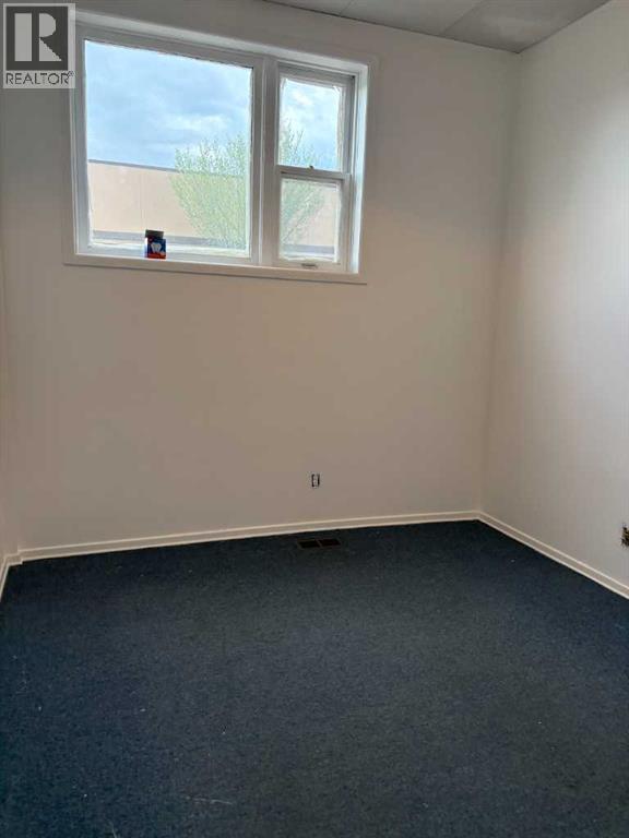 4840 50 Avenue - Photo 6