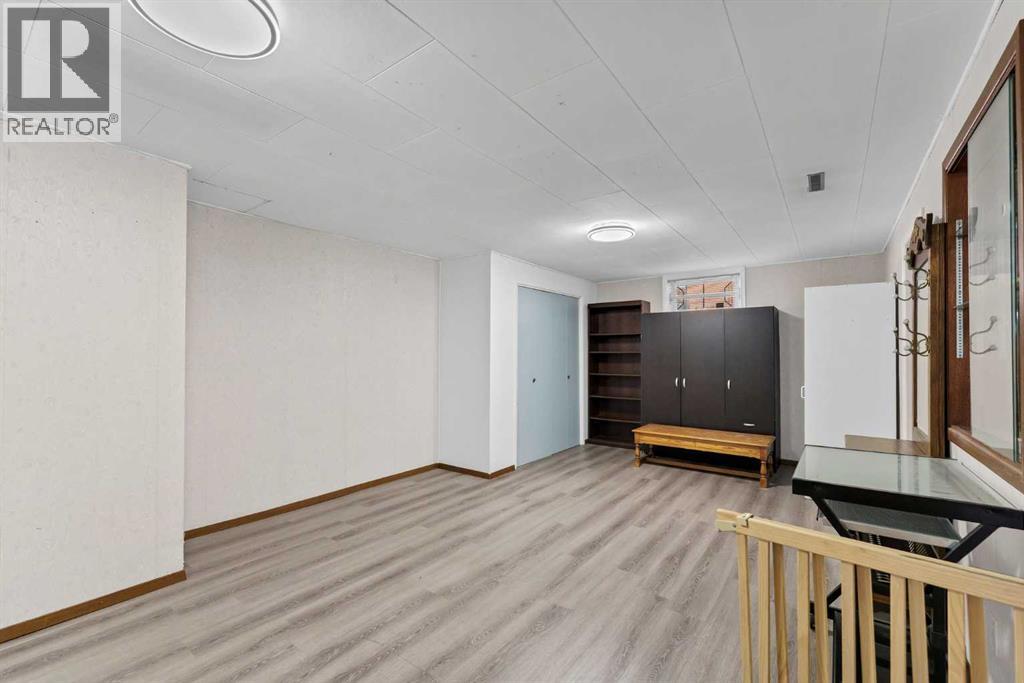 1120 1 Avenue NE - 14