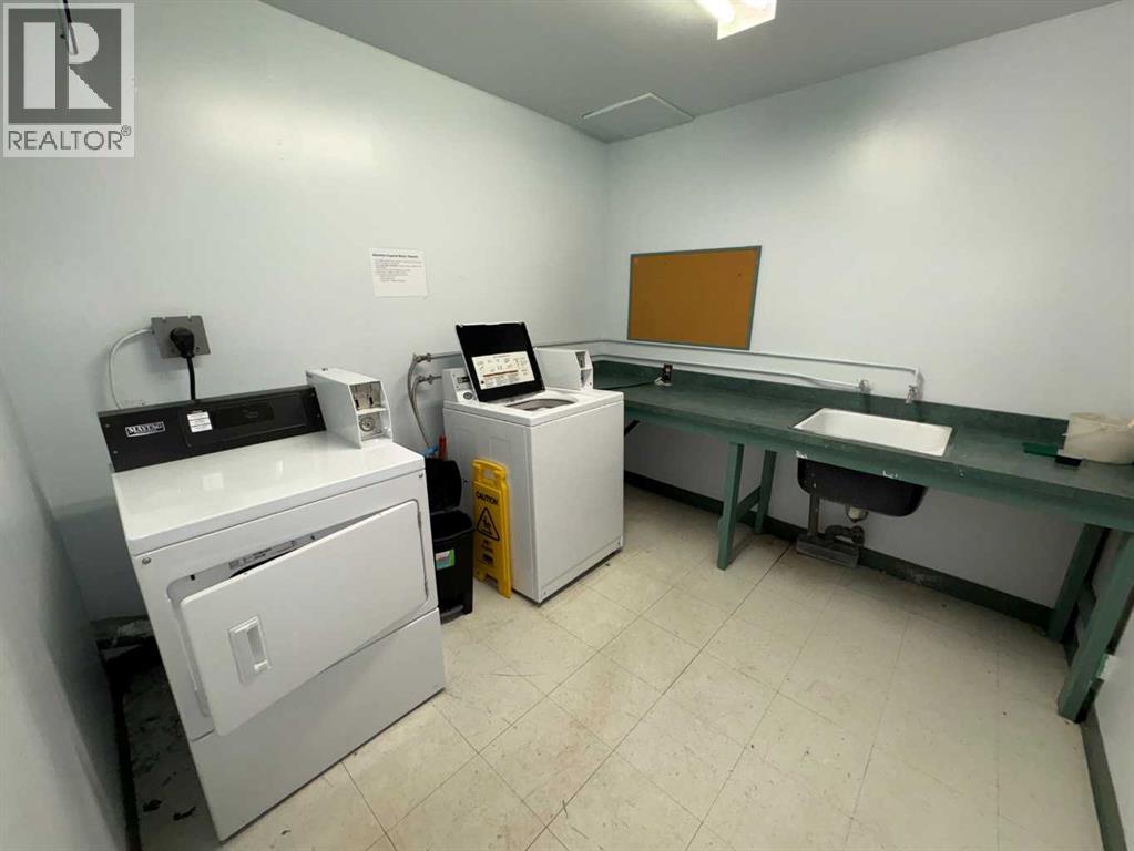 4840 50 Avenue - Photo 9