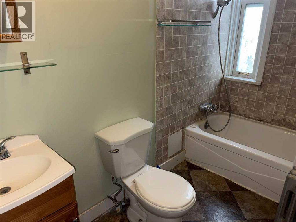 4840 50 Avenue - Photo 15