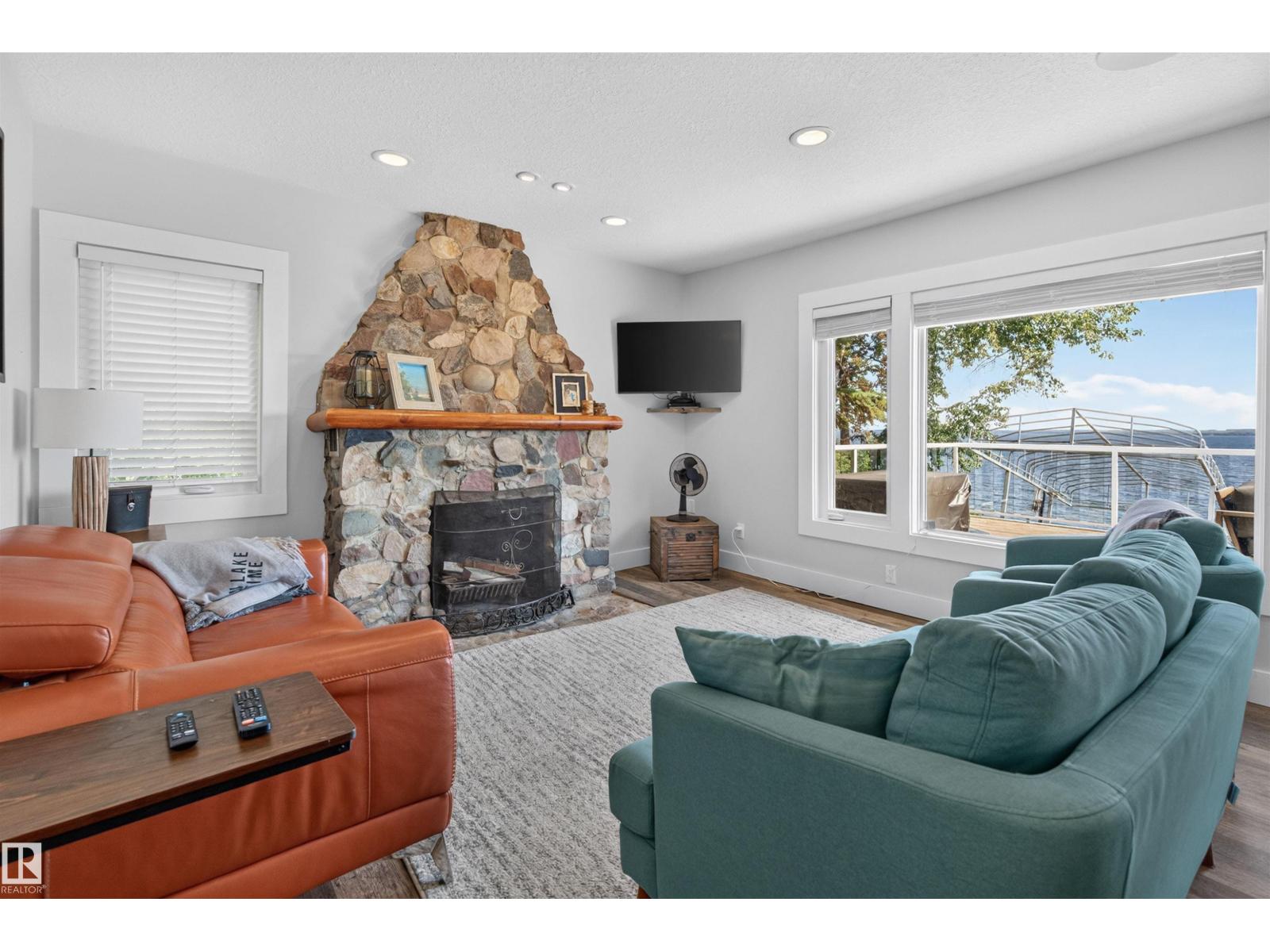 80 CRYSTAL SPRINGS DR - 9