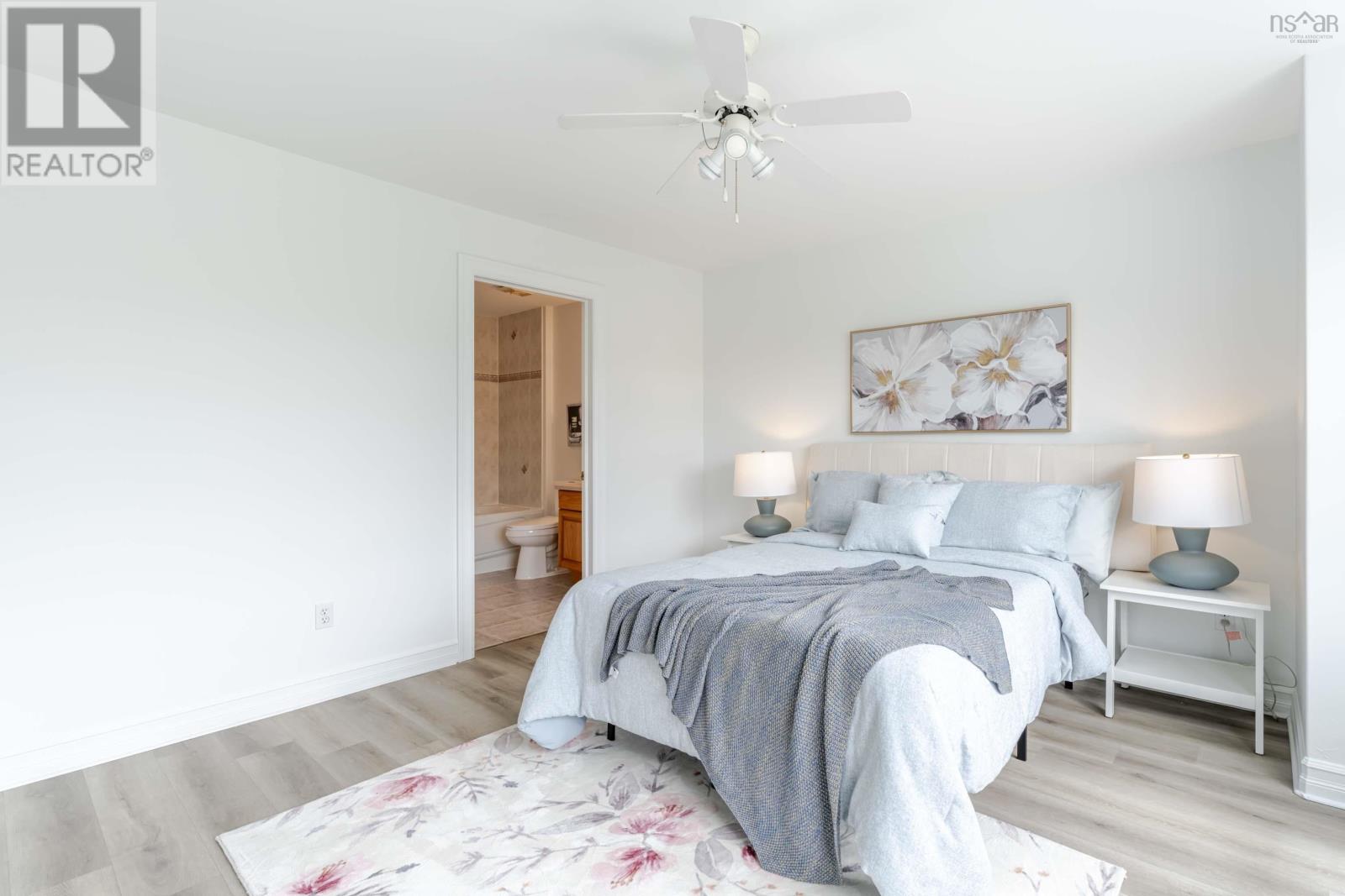 560 Parkland Drive - 27