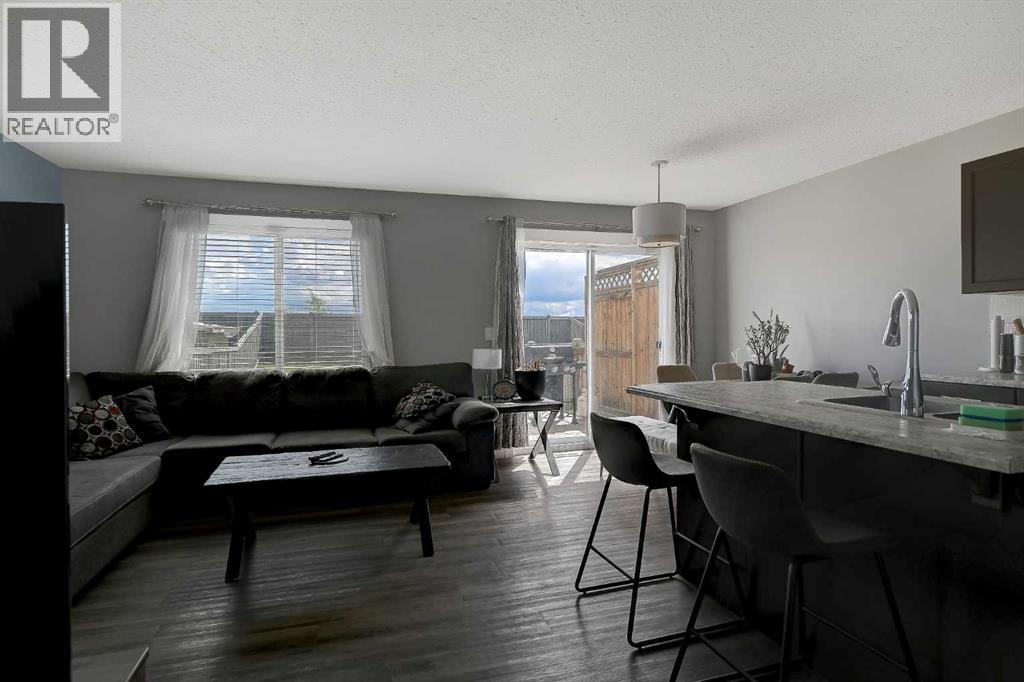 8443 101 Avenue - 10