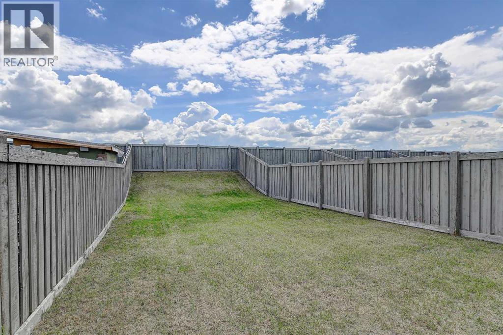 8443 101 Avenue - 23