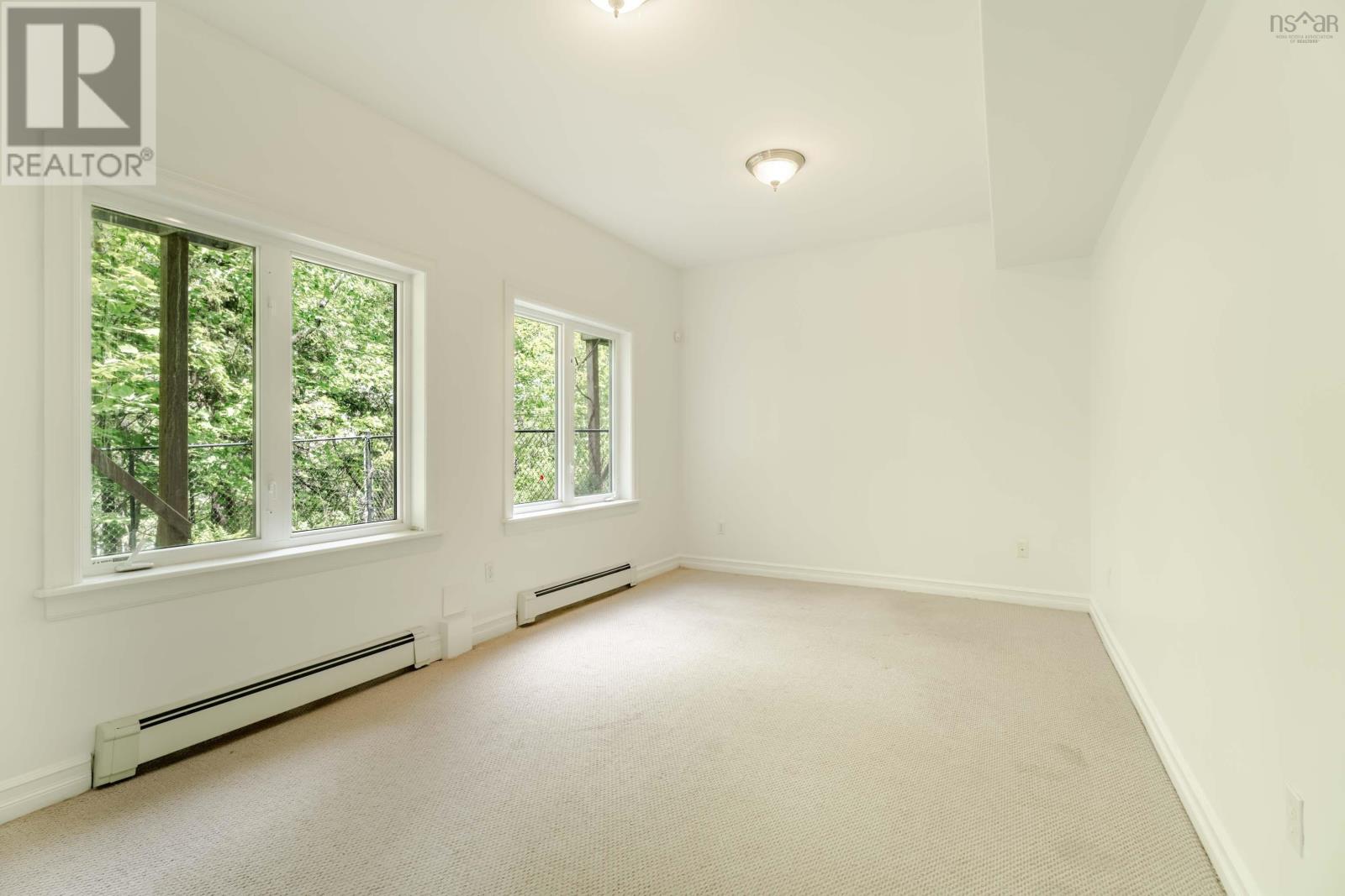 560 Parkland Drive - 41