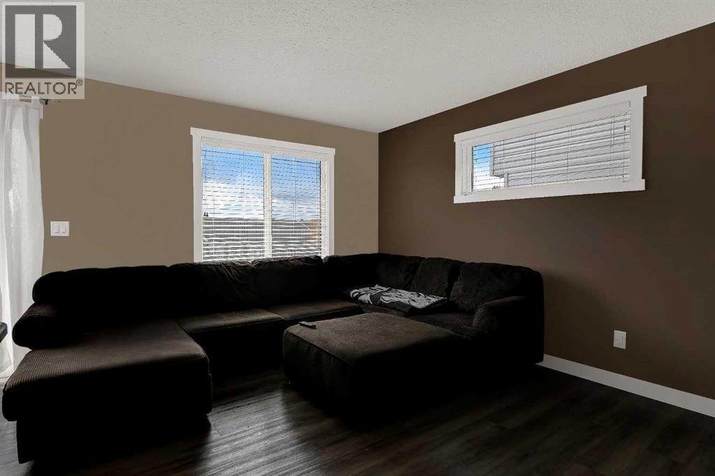 8445 101 Avenue - 2