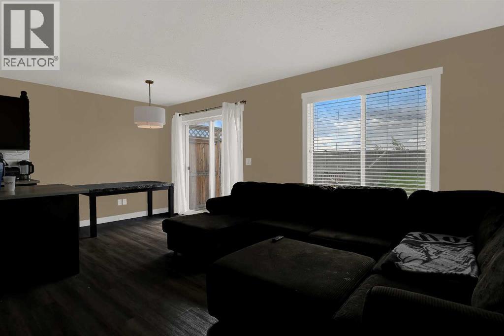 8445 101 Avenue - 3