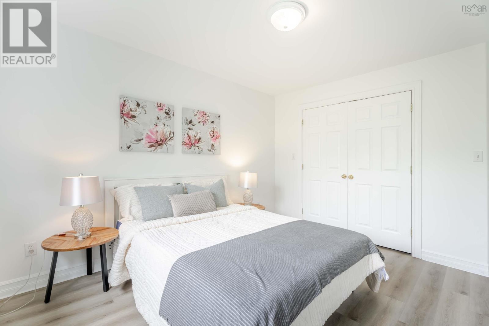 560 Parkland Drive - 37