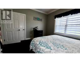 3 Hillview Road thumbnail 18