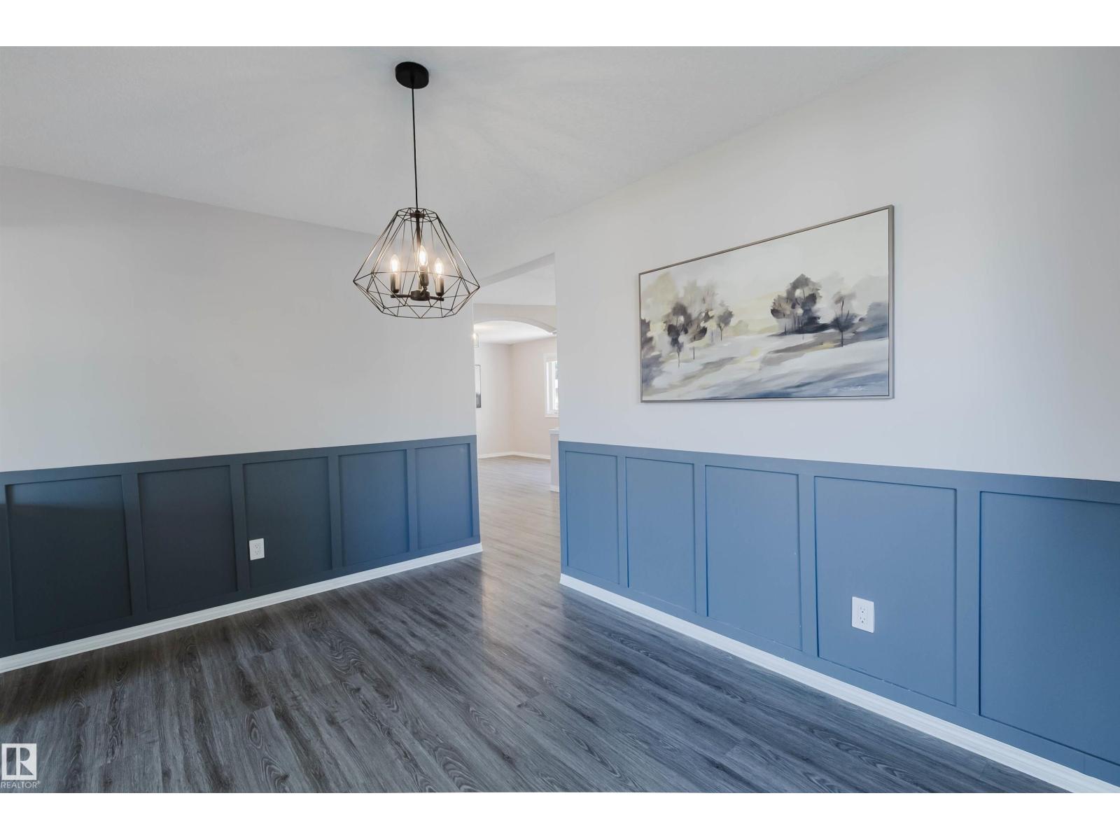 11526 9 AV NW - 10