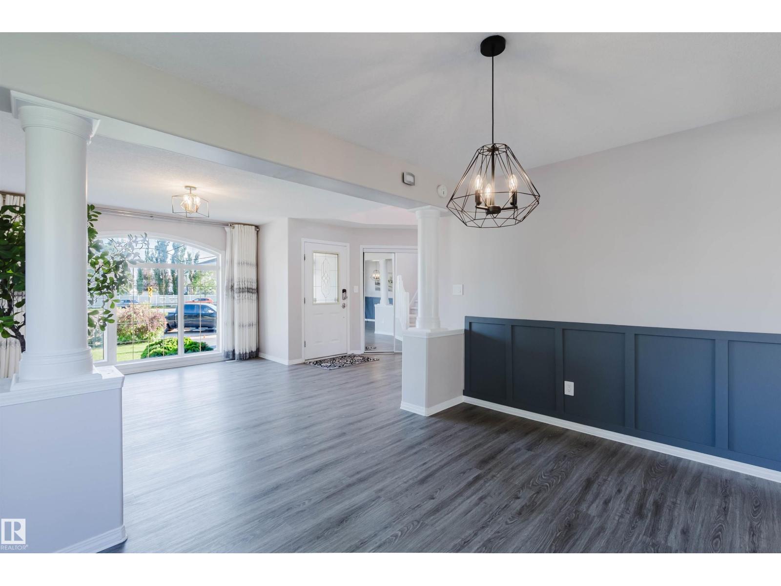 11526 9 AV NW - 11