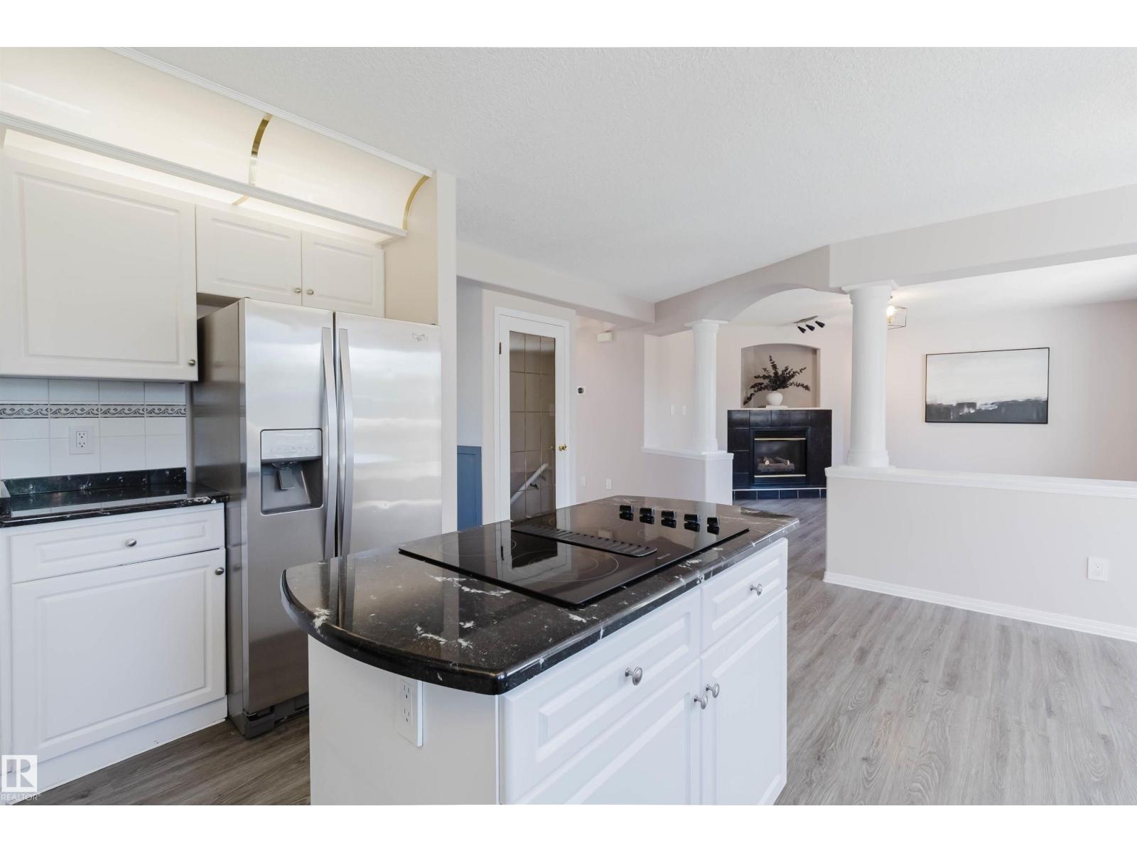 11526 9 AV NW - 20
