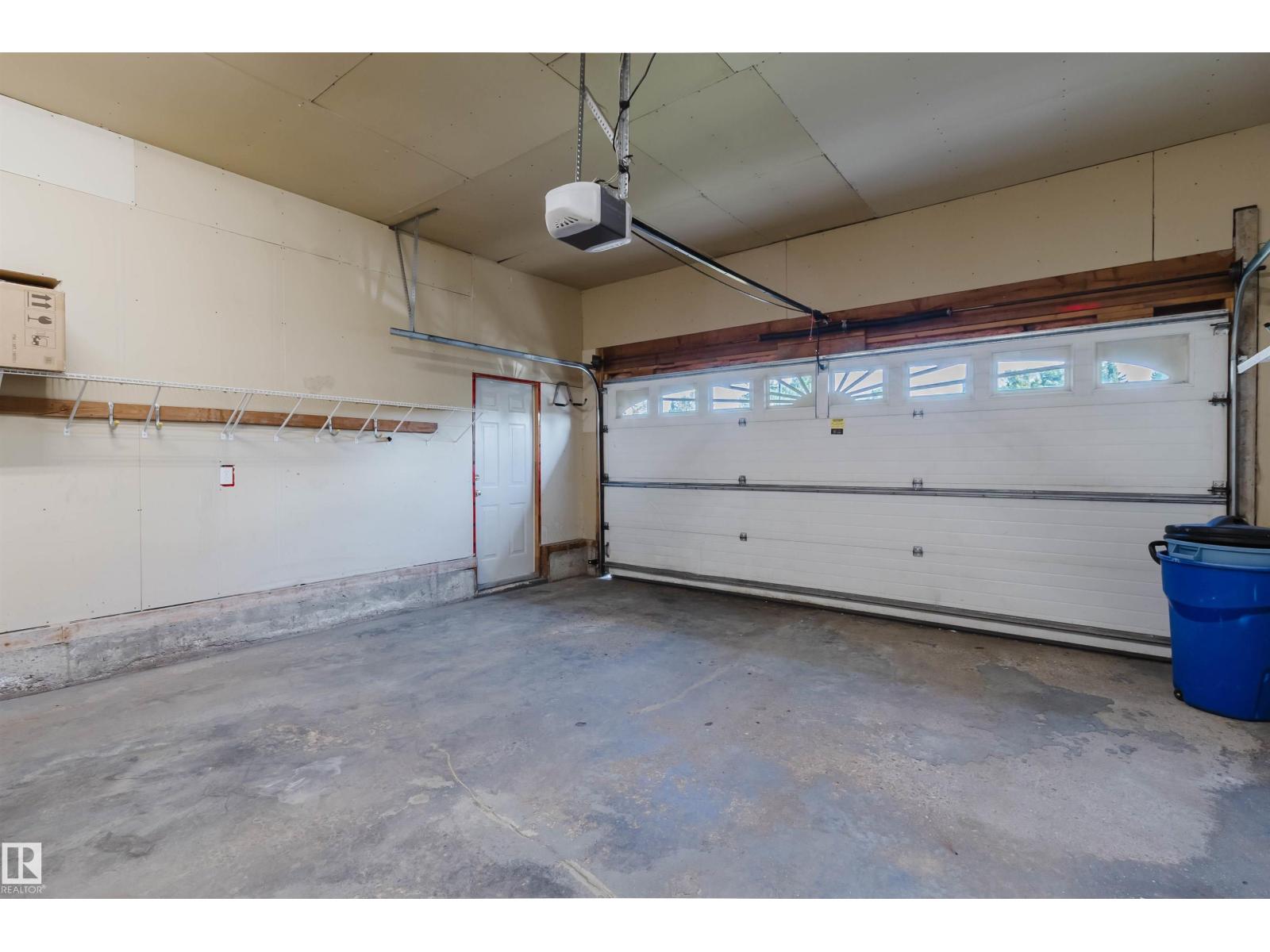 11526 9 AV NW - 33