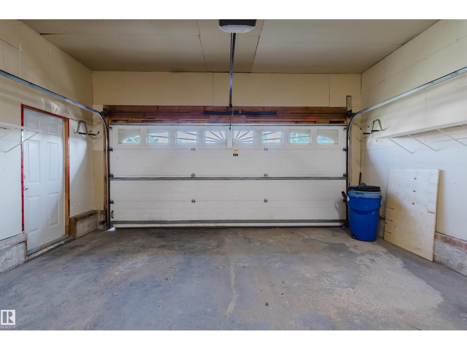 11526 9 AV NW - 34