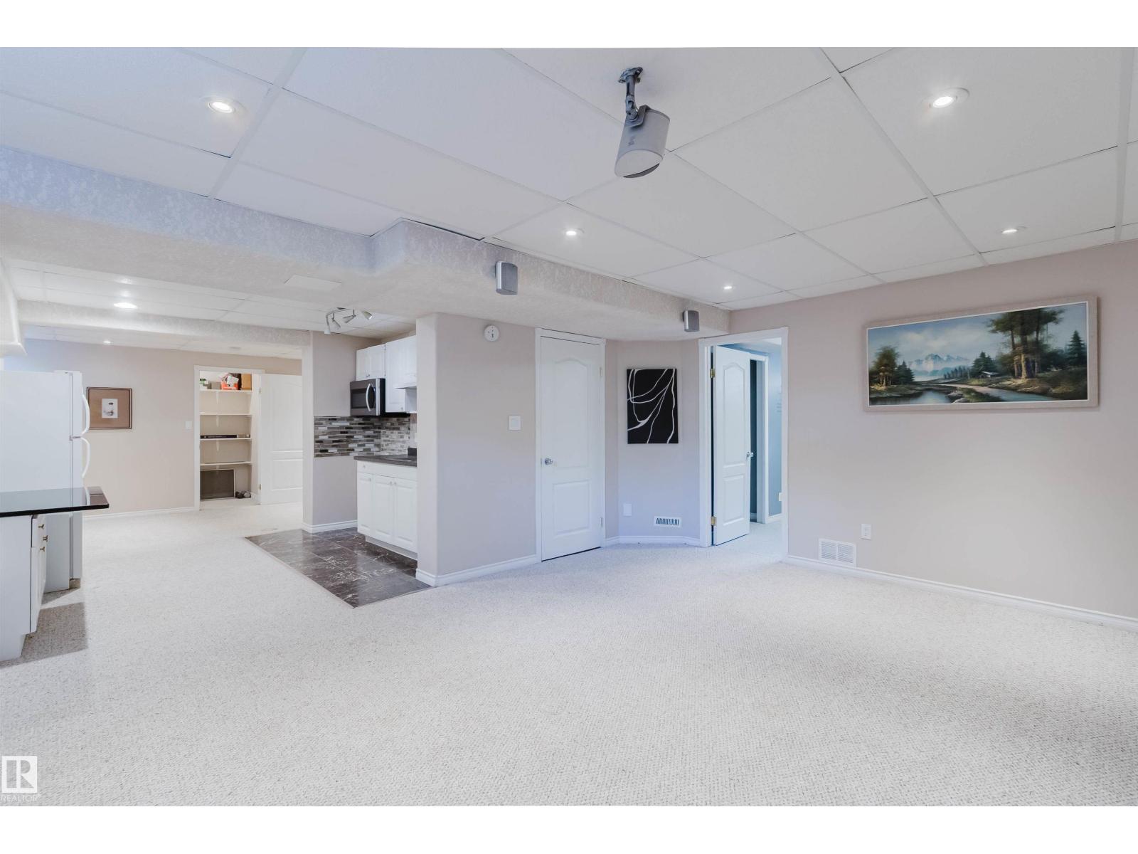 11526 9 AV NW - 56
