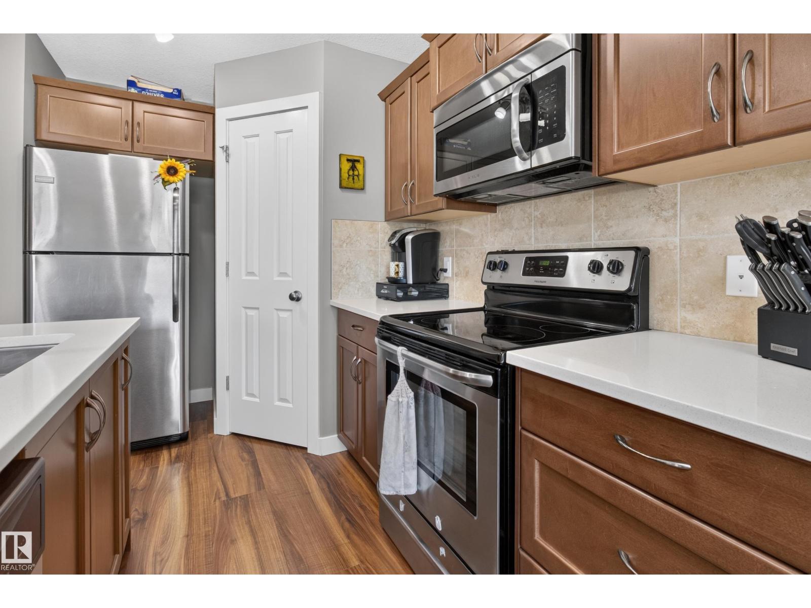 3520 9 ST NW - 11