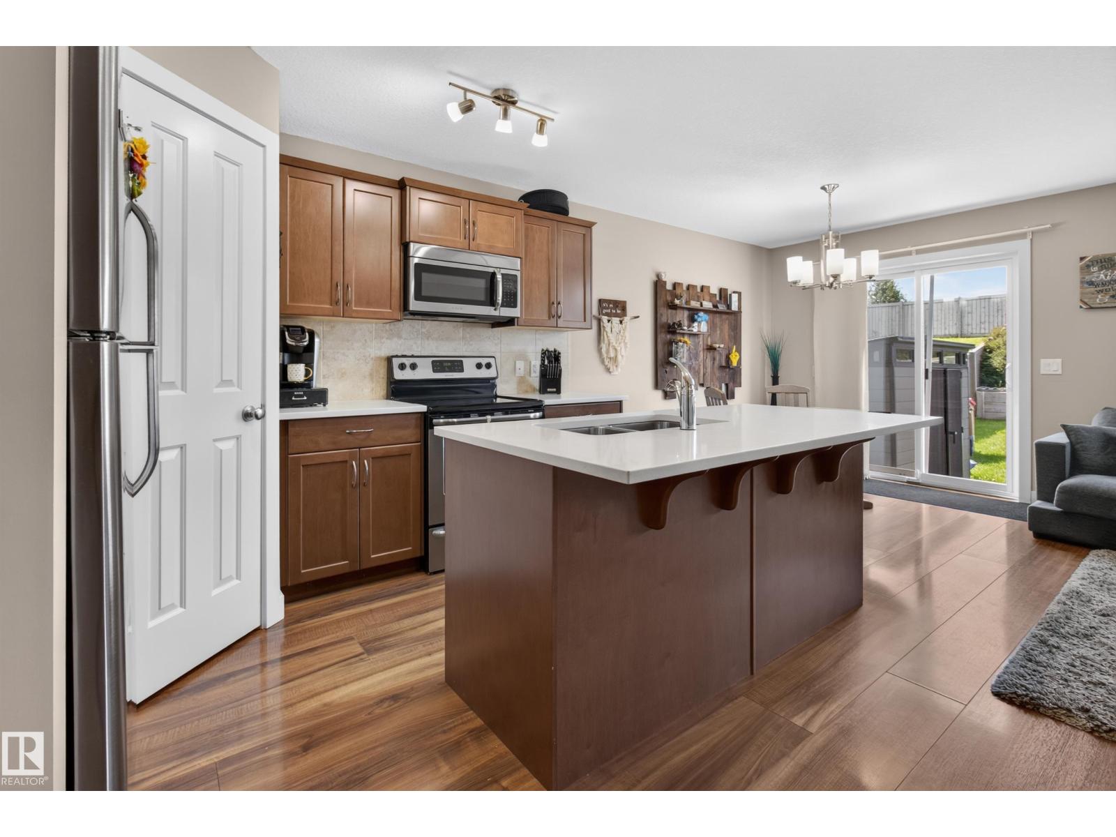 3520 9 ST NW - 7