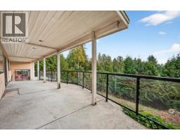 1375 Burnside Road, West Vancouver, BC V7S2P6 Photo 33