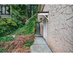 1375 Burnside Road, West Vancouver, BC V7S2P6 Photo 34