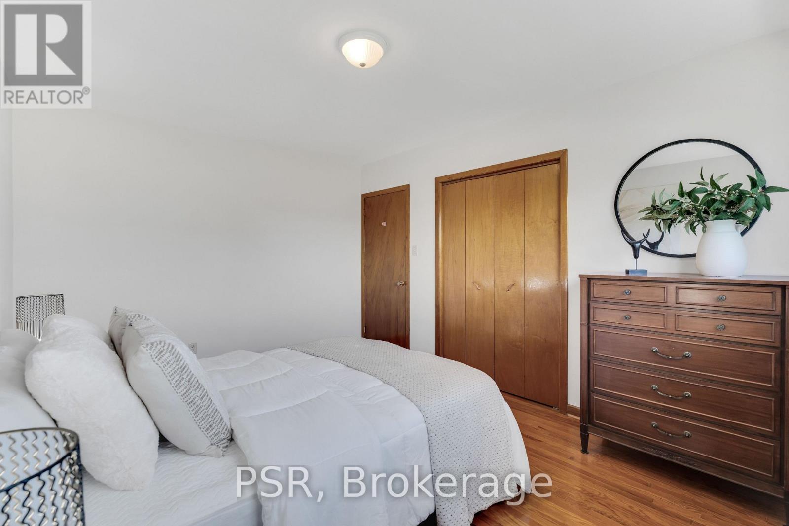 4 GATESGILL CRESCENT - 13
