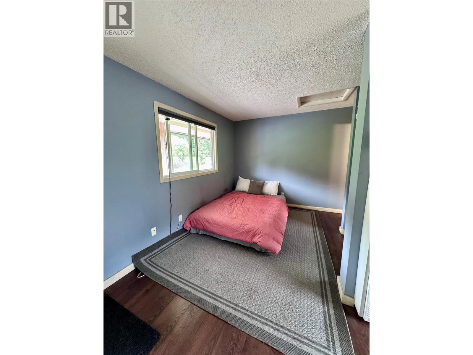 100 RED CEDAR Drive Unit# D43, Sparwood