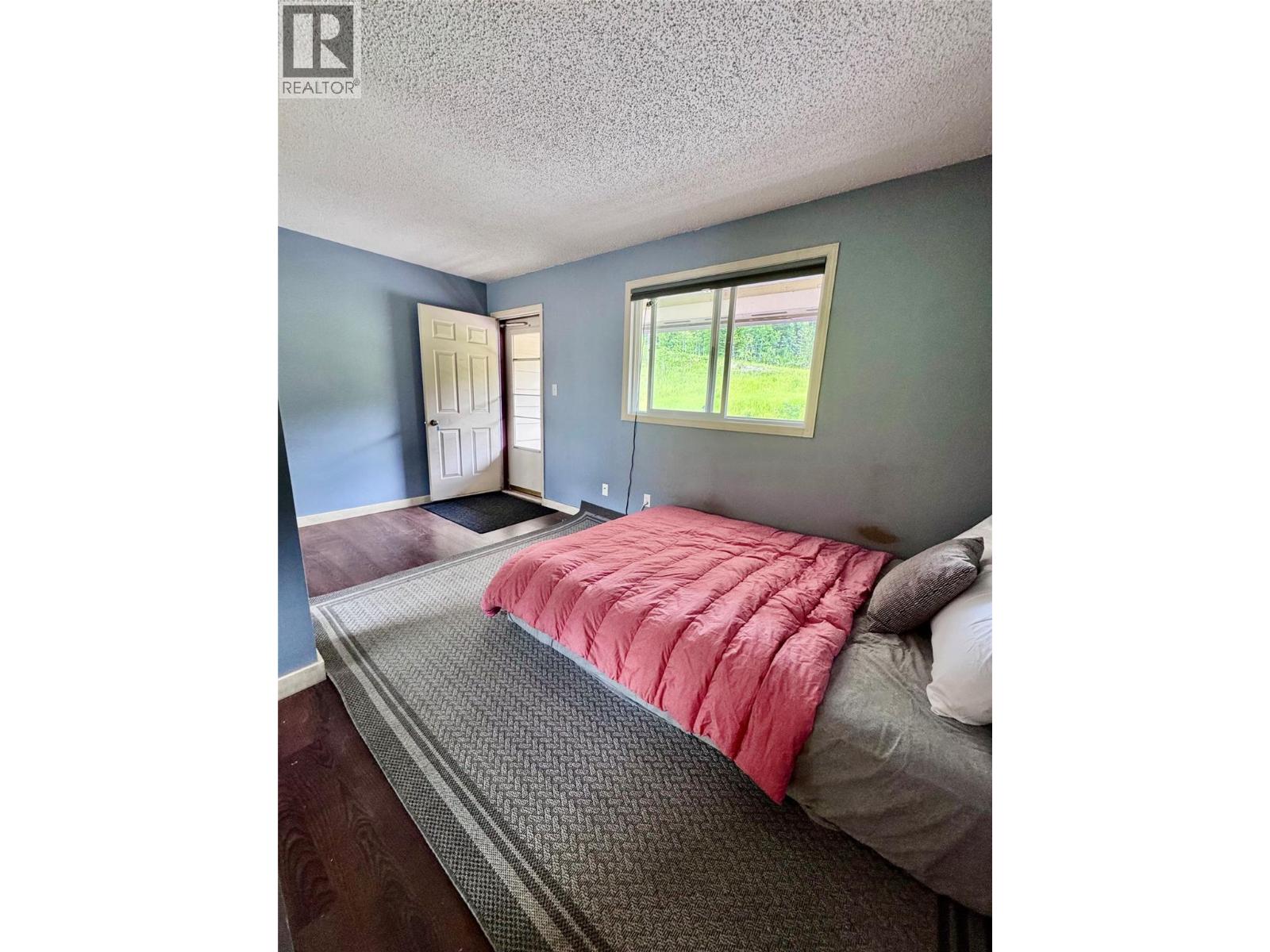 100 RED CEDAR Drive Unit# D43, Sparwood