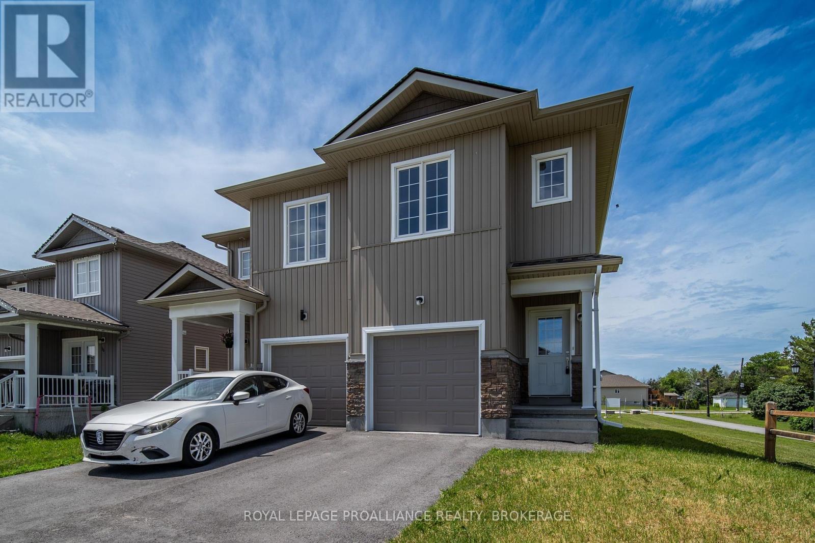 40 TEGAN COURT - 1