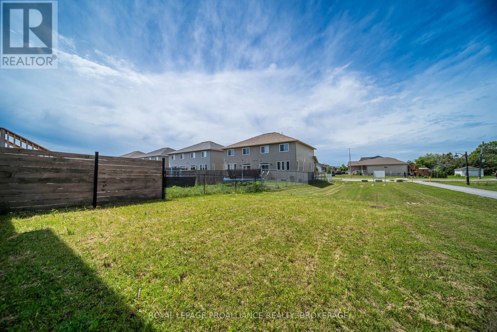 40 TEGAN COURT - 29