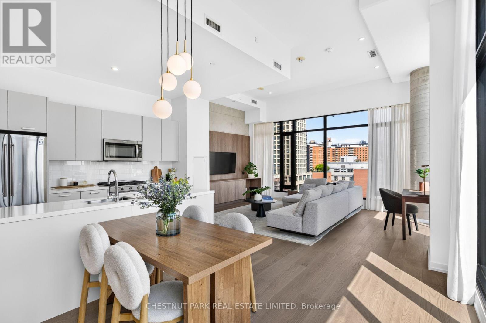 #902 55 ONTARIO STREET - 2