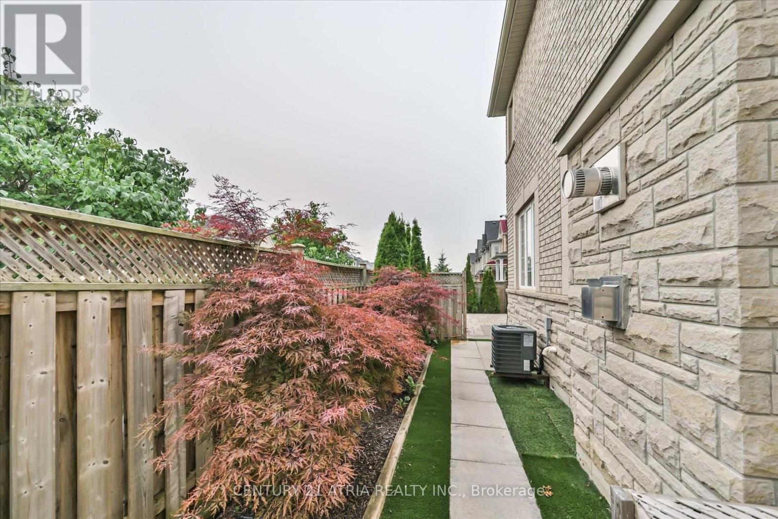 94 MERTON STREET - 45