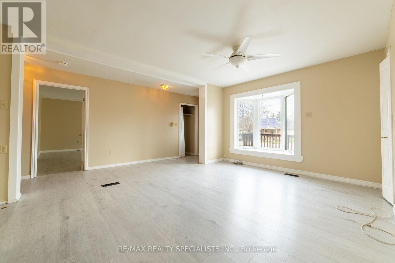 70 BYTHIA STREET - Image 5