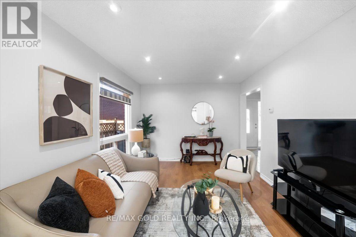 29 TRALEE STREET - 7