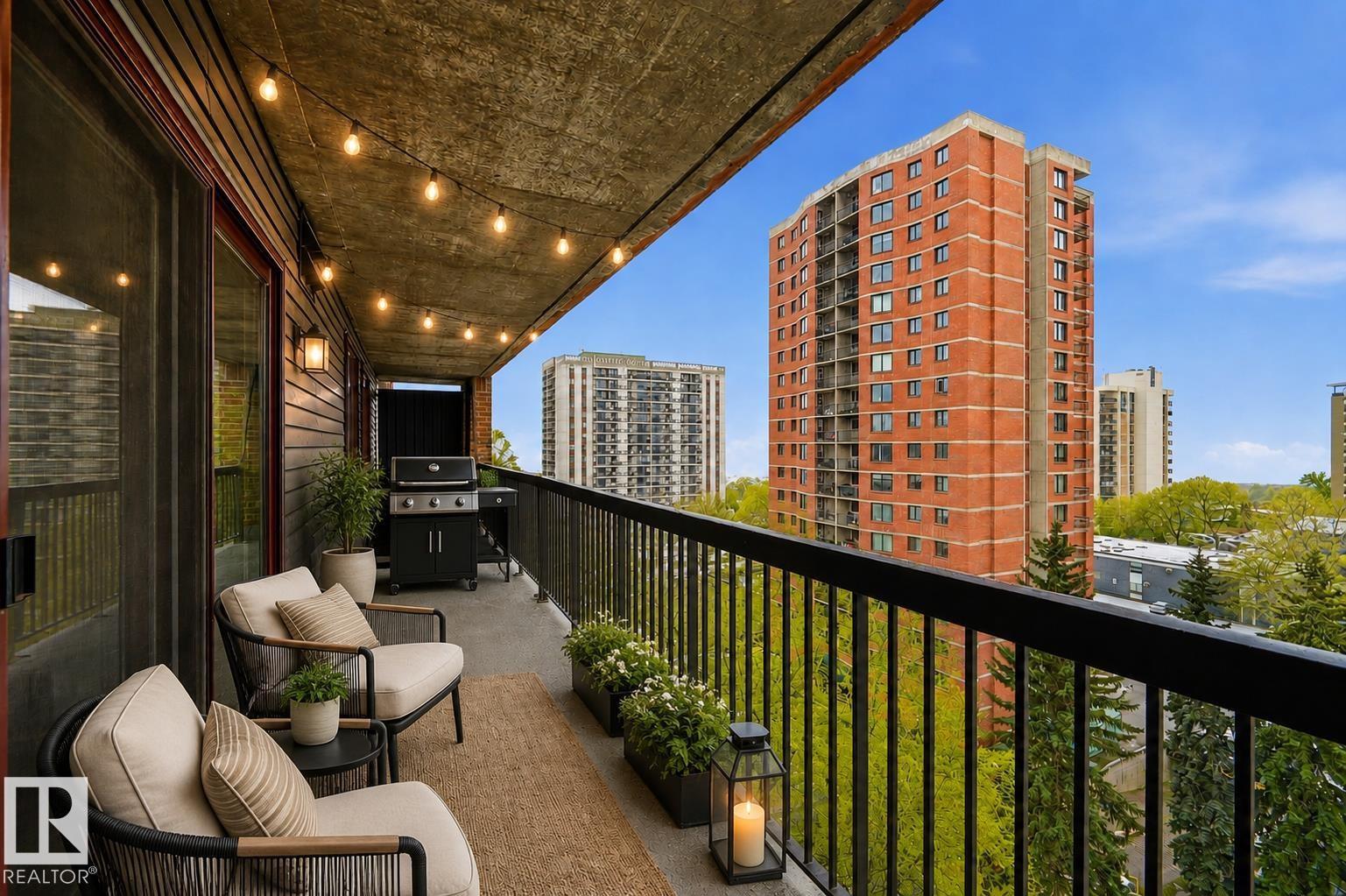 #1003 9929 113 ST NW NW - 6