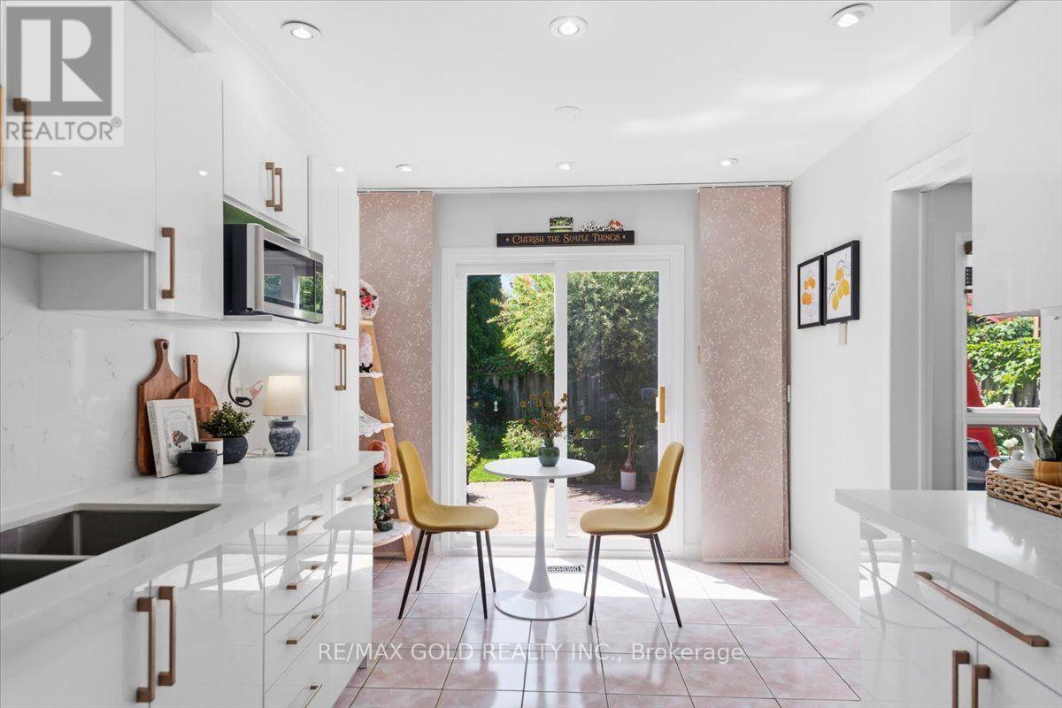 29 TRALEE STREET - 6