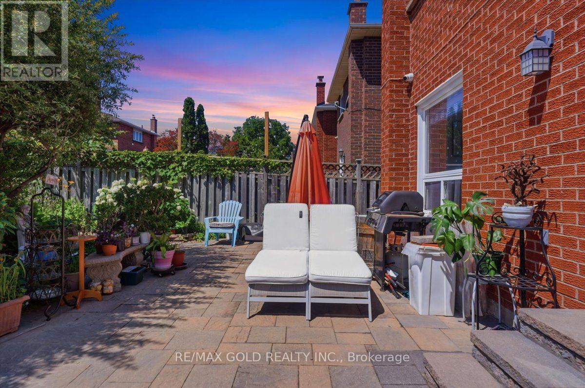 29 TRALEE STREET - 35