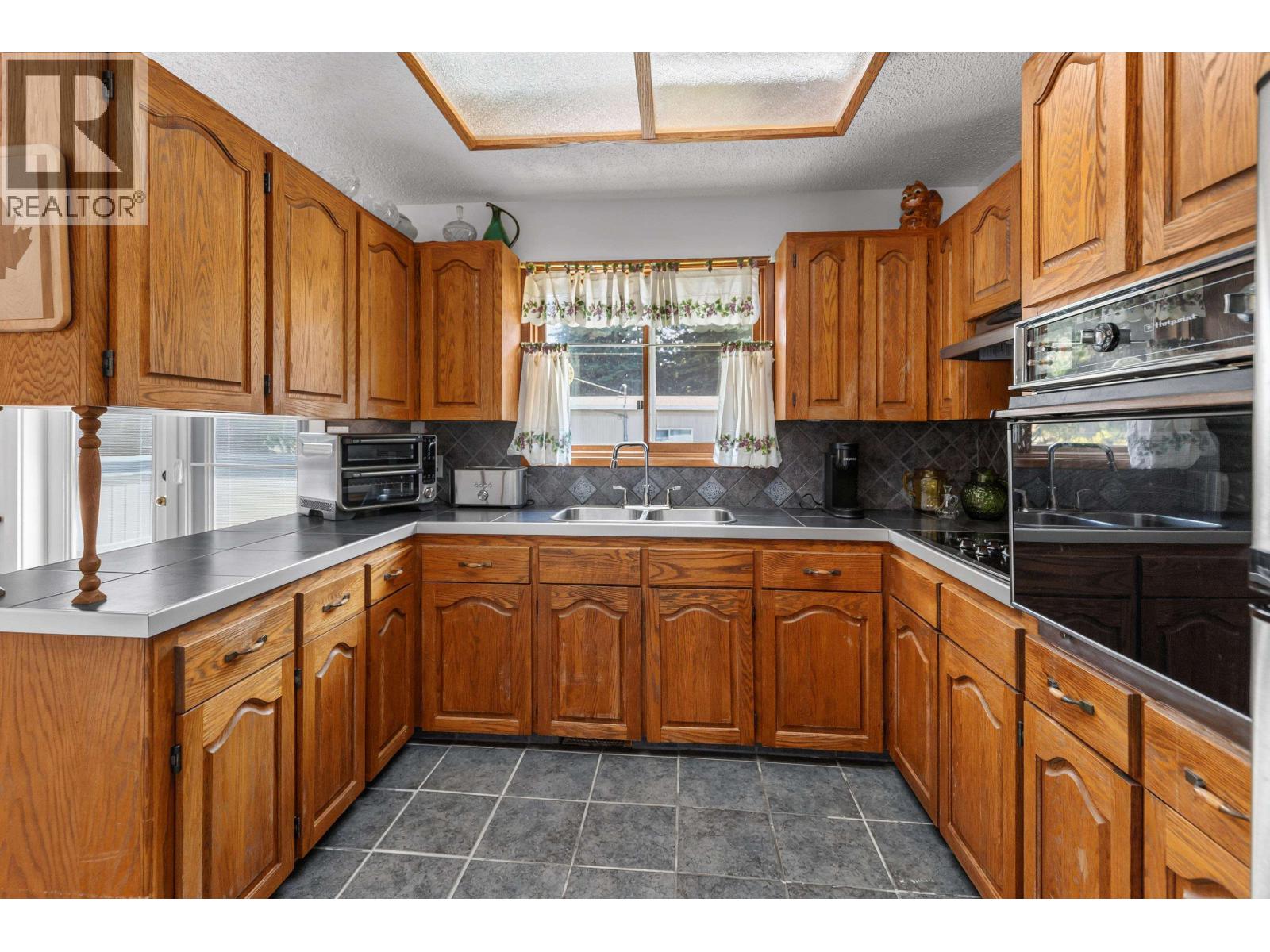 Photo 16 of 28 — 8157 FLAMINGO ROAD · Prince George, BC