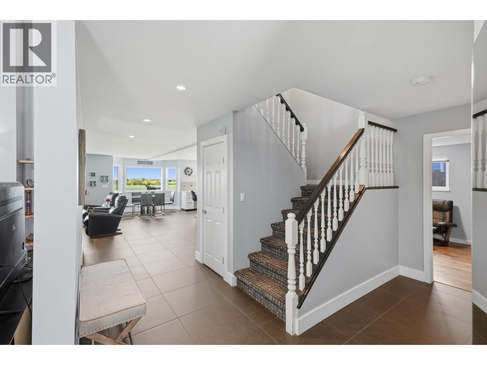 6706 LONDON Drive, Delta