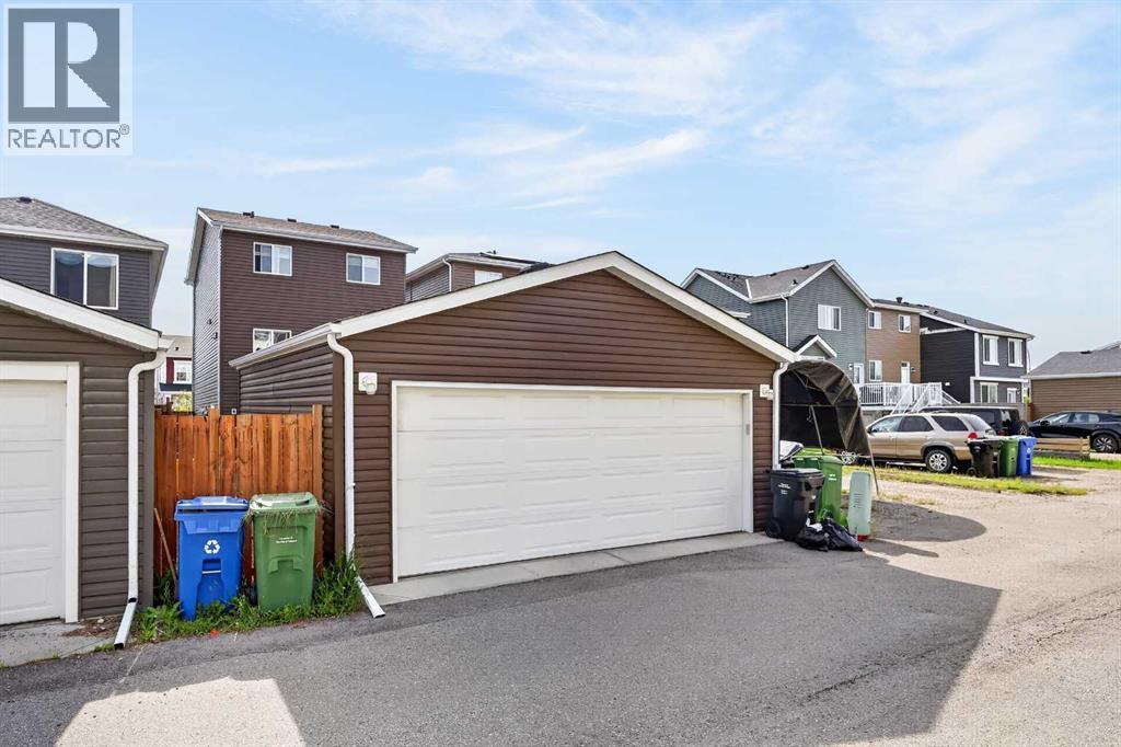 27 Red Embers Lane NE - 34