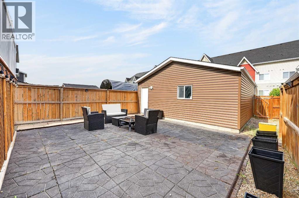 27 Red Embers Lane NE - 32