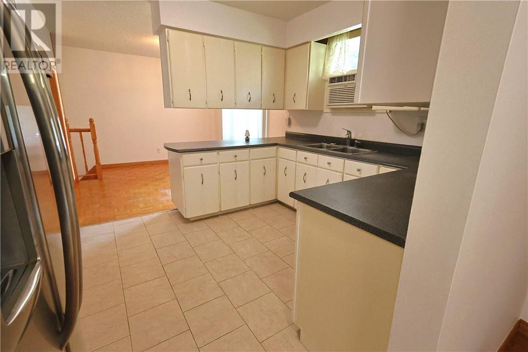 7 Norvic Drive - 21