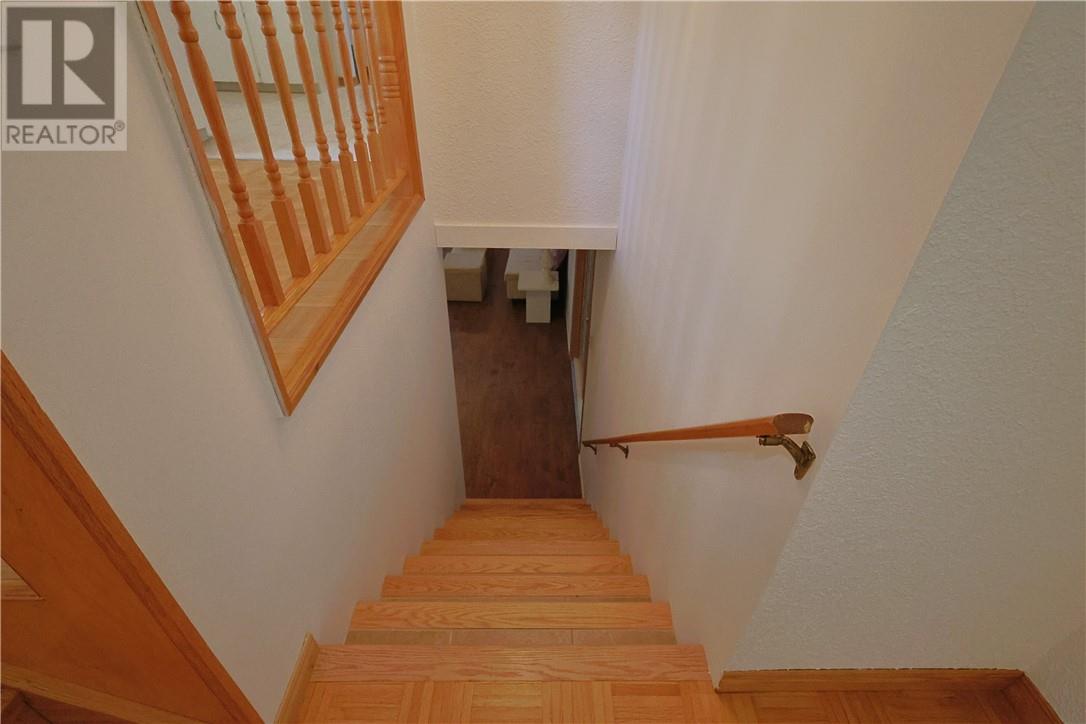 7 Norvic Drive - 37