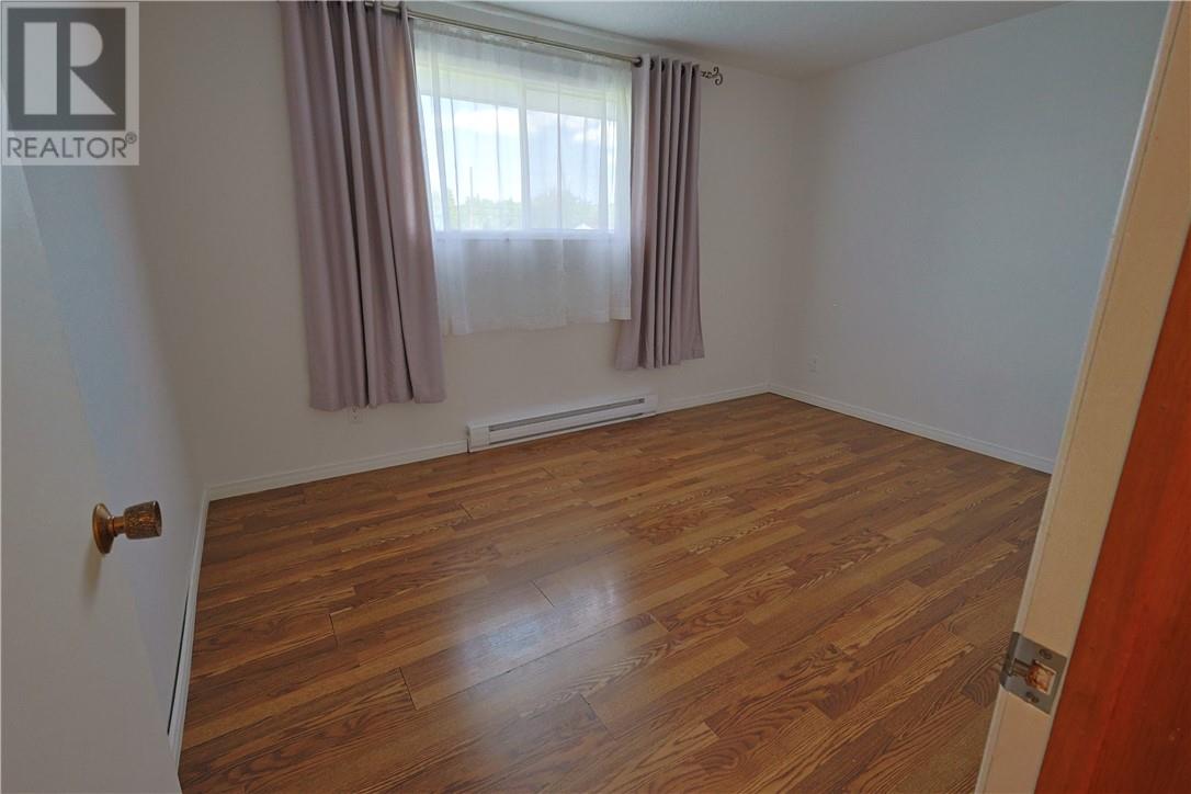 7 Norvic Drive - 28