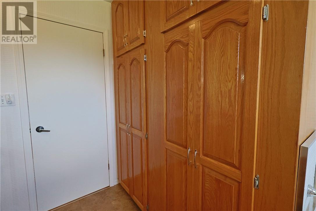 7 Norvic Drive - 36