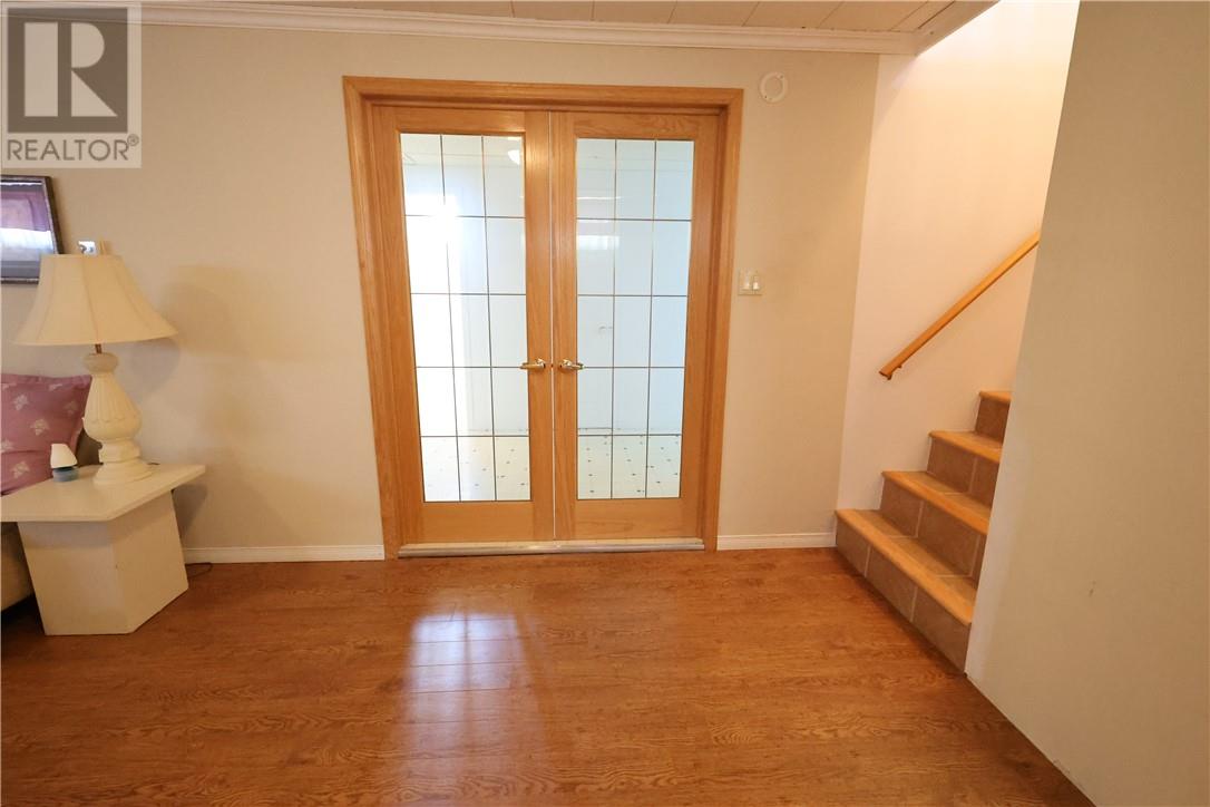 7 Norvic Drive - 52
