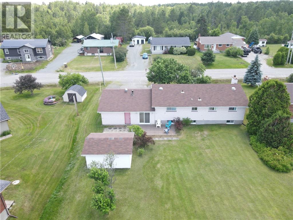 7 Norvic Drive - 77