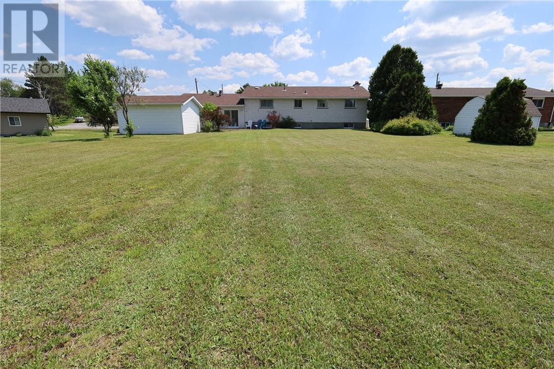 7 Norvic Drive - 82