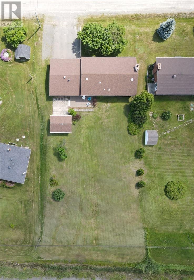 7 Norvic Drive - 72