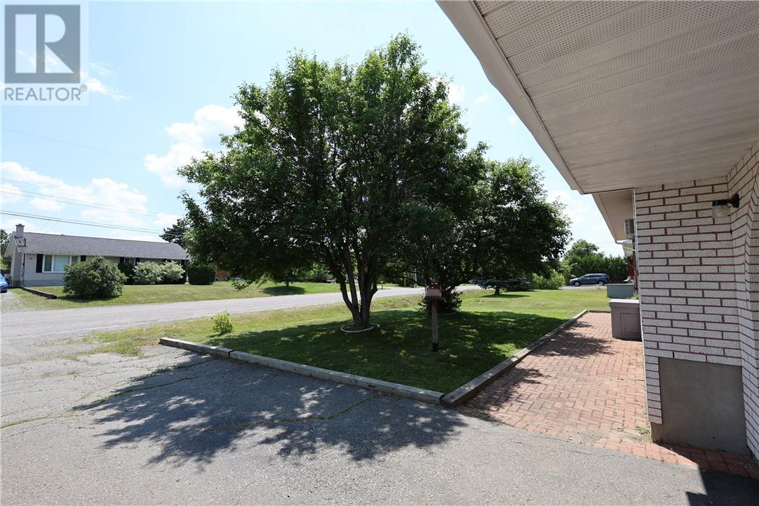 7 Norvic Drive - 88
