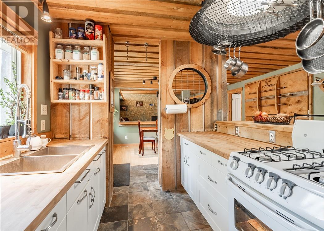 1795 Panache Lake Rd - 8